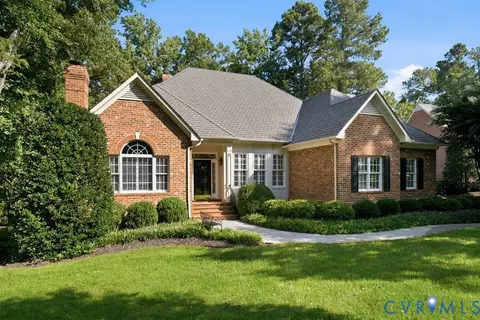 Exterior - 22 E Square Ln, Richmond, VA 23238 photo 2 of 15