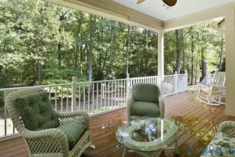Exterior - 22 E Square Ln, Richmond, VA 23238 photo 13 of 15