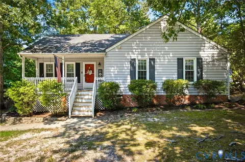 13028 Holly View Ter, Midlothian, VA 23112