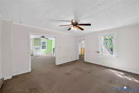 Living - 17536 General Puller Hwy, Deltaville, VA 23043 photo 5 of 5