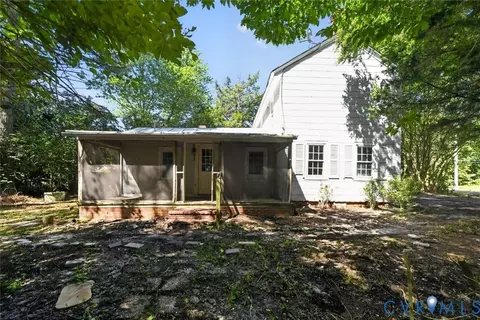 Exterior - 17536 General Puller Hwy, Deltaville, VA 23043 photo 5 of 8