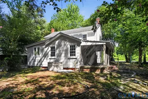 Exterior - 17536 General Puller Hwy, Deltaville, VA 23043 photo 6 of 8