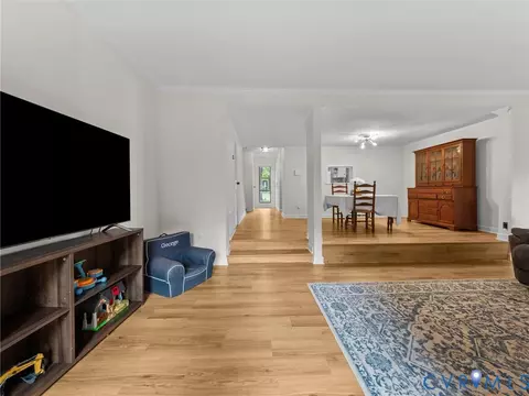 Living - 11781 N Briar Patch Dr, Midlothian, VA 23113 photo 5 of 5