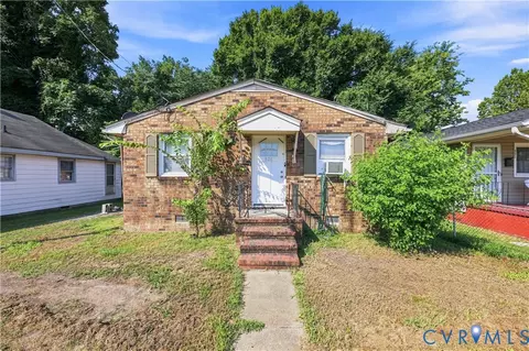 326 N Old Church St, Petersburg, VA 23803