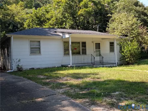 1816 Birdsong Rd, Petersburg, VA 23805
