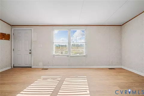 Living - 14306 Wilkinson Rd, Dewitt, VA 23840 photo 5 of 6