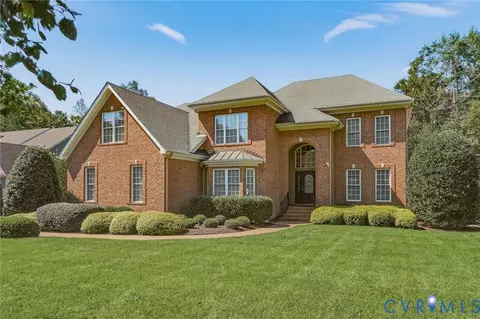 Exterior - 3012 Hedgeway Pl, Midlothian, VA 23113 photo 2 of 11
