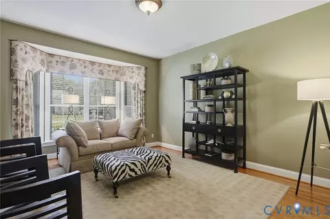 Living - 3012 Hedgeway Pl, Midlothian, VA 23113 photo 4 of 5
