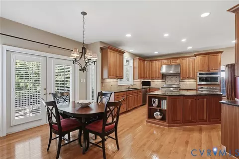 Kitchen - 3012 Hedgeway Pl, Midlothian, VA 23113 photo 2 of 6