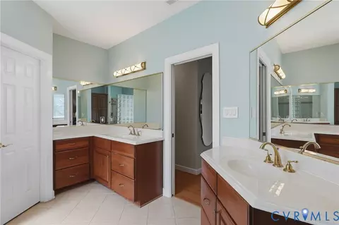 Bath - 3012 Hedgeway Pl, Midlothian, VA 23113 photo 3 of 5