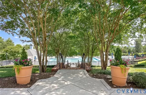 Exterior - 3012 Hedgeway Pl, Midlothian, VA 23113 photo 10 of 11