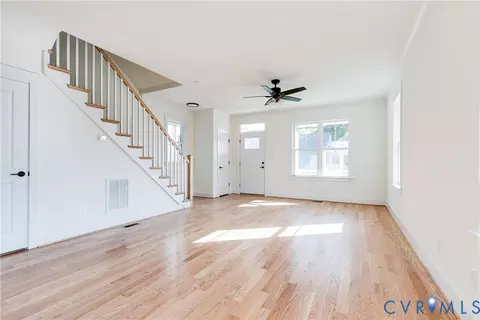Living - 314 E 33rd St, Richmond, VA 23224 photo 3 of 5