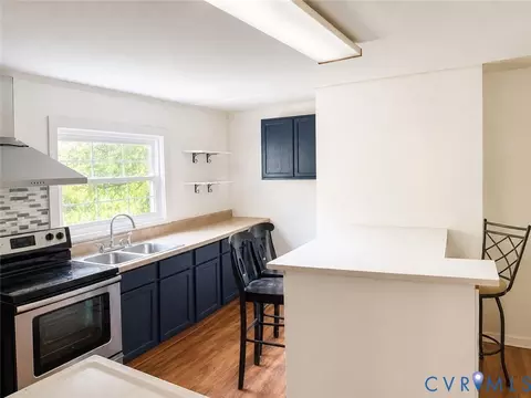 941 Islington Rd, Warsaw, VA 22572