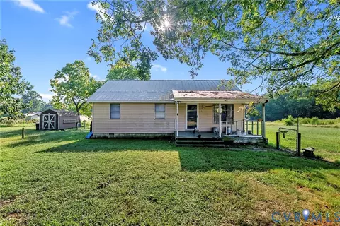 78 Bowling Ln, Cumberland, VA 23040