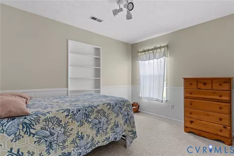 Bedroom - 20 Lynns Ln, Wake, VA 23176 photo 5 of 8