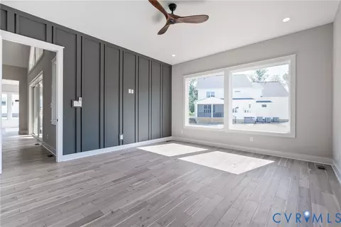Living - 15219 Heaton Dr, Midlothian, VA 23112 photo 6 of 7