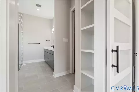 Entry Way - 15219 Heaton Dr, Midlothian, VA 23112 photo 5 of 8