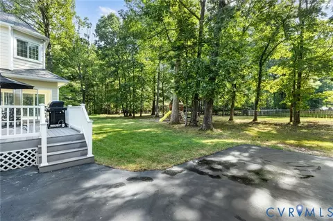 Exterior - 14411 Galloway Ct, Midlothian, VA 23113 photo 3 of 8