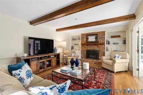 Living - 14411 Galloway Ct, Midlothian, VA 23113 photo 2 of 5