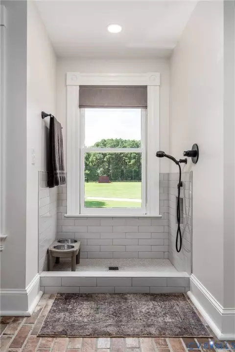 Bath - 7298 Ditchley Pl, Gloucester, VA 23061 photo 1 of 8