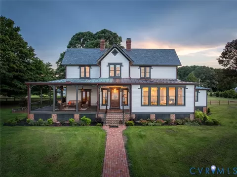 Exterior - 7298 Ditchley Pl, Gloucester, VA 23061 photo 1 of 16