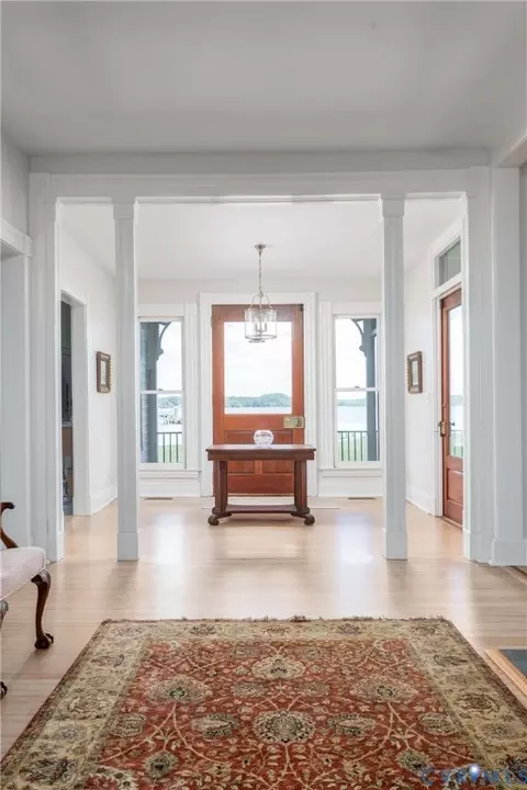 Entry Way - 7298 Ditchley Pl, Gloucester, VA 23061 photo 3 of 12