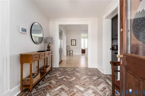 Entry Way - 7298 Ditchley Pl, Gloucester, VA 23061 photo 4 of 12