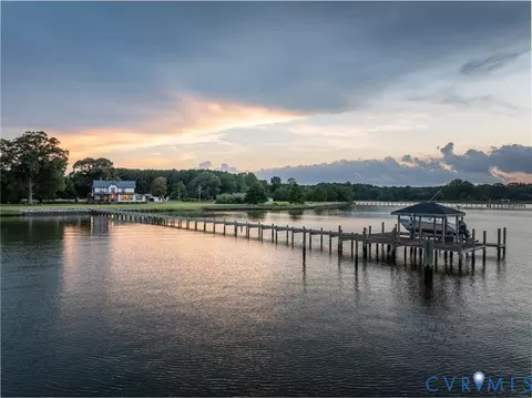 View/Area - 7298 Ditchley Pl, Gloucester, VA 23061 photo 1 of 11