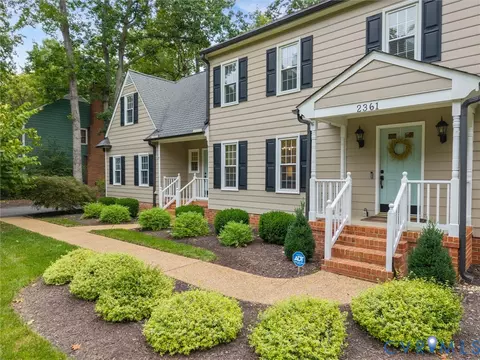 Exterior - 2361 Edgeview Ln, Midlothian, VA 23113 photo 6 of 23