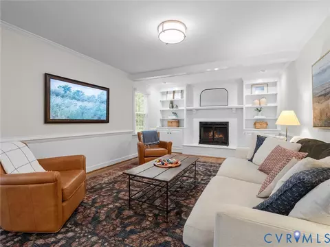 Living - 2361 Edgeview Ln, Midlothian, VA 23113 photo 2 of 4