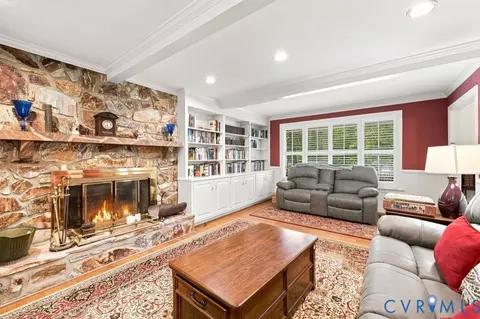 Living - 2120 Heathland Dr, Midlothian, VA 23113 photo 2 of 5