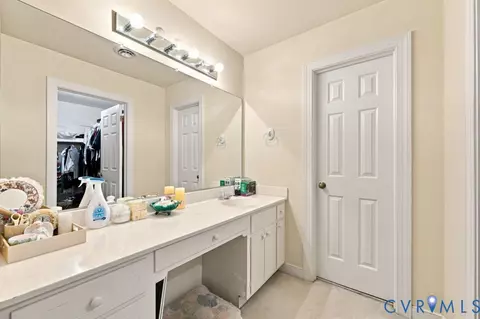 Bath - 2120 Heathland Dr, Midlothian, VA 23113 photo 4 of 4