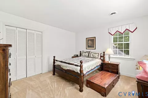 Bedroom - 2120 Heathland Dr, Midlothian, VA 23113 photo 6 of 7