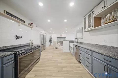 2517 Olympic Ct, Virginia Beach, VA 23453