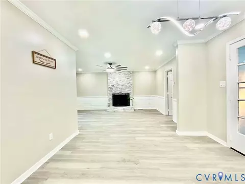 Living - 1841 Featherstone Dr, Midlothian, VA 23113 photo 4 of 9