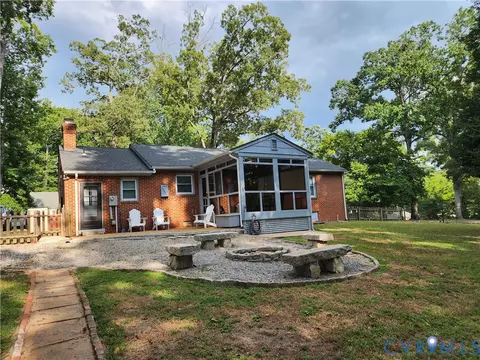 Exterior - 1706 Pulliam St, North Chesterfield, VA 23235 photo 11 of 11