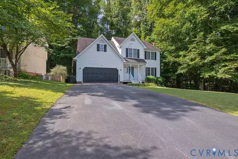 12501 Cameron Bay Dr, Midlothian, VA 23112