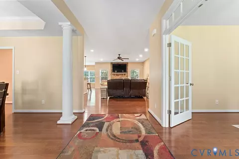 Entry Way - 13610 Cooks Mill Pl, Lanexa, VA 23089 photo 4 of 7