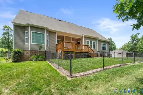 Exterior - 13610 Cooks Mill Pl, Lanexa, VA 23089 photo 12 of 18