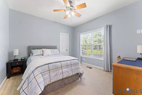 Bedroom - 13610 Cooks Mill Pl, Lanexa, VA 23089 photo 3 of 7