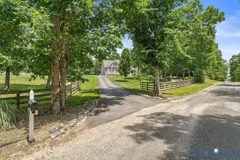 Exterior - 13610 Cooks Mill Pl, Lanexa, VA 23089 photo 18 of 18