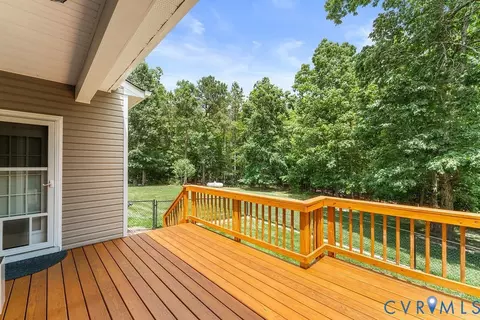 Exterior - 13610 Cooks Mill Pl, Lanexa, VA 23089 photo 17 of 18