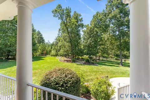 Exterior - 13610 Cooks Mill Pl, Lanexa, VA 23089 photo 4 of 18