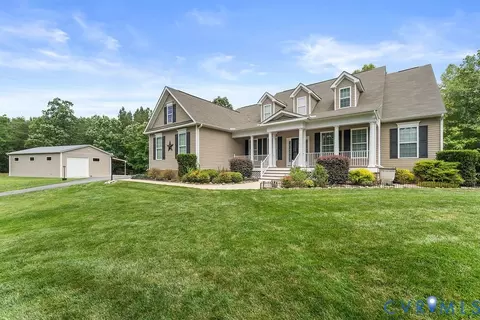 Exterior - 13610 Cooks Mill Pl, Lanexa, VA 23089 photo 3 of 18