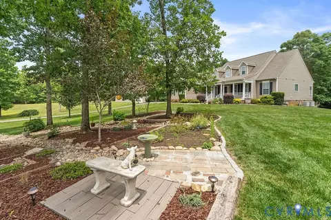 Exterior - 13610 Cooks Mill Pl, Lanexa, VA 23089 photo 6 of 18