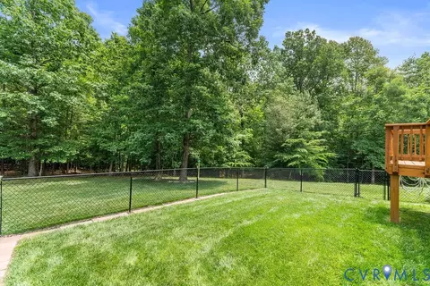 Exterior - 13610 Cooks Mill Pl, Lanexa, VA 23089 photo 14 of 18