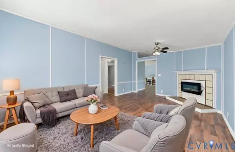 Living - 977 Burchs Mill Rd, Urbanna, VA 23175 photo 3 of 7
