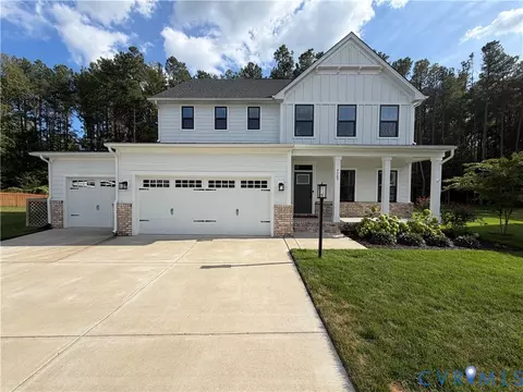 9589 Chatham Green Ct, Mechanicsville, VA 23116