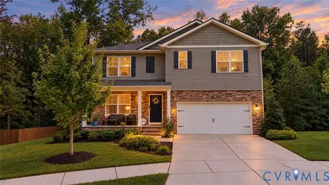 18100 Jackson Dr, Bowling Green, VA 22427