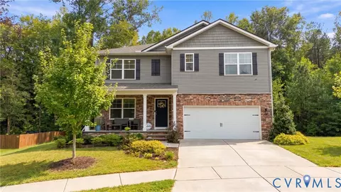 18100 Jackson Dr, Bowling Green, VA 22427